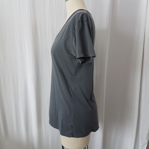 EVER/AFTER v-neck t-shirt - Picture 3 of 9